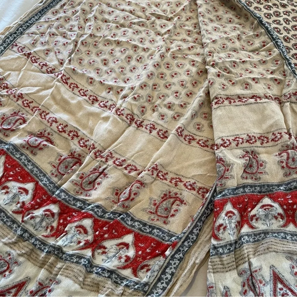 Abercrombie & Fitch Boho Paisley Tassel Scarf